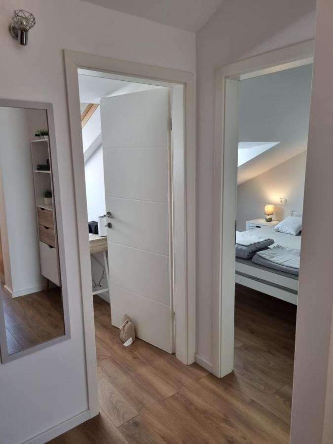 Geek Apartment Omiš Eksteriør bilde