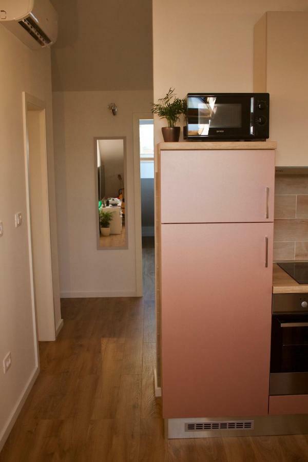 Geek Apartment Omiš Eksteriør bilde